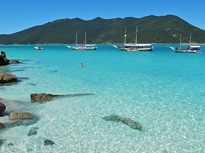 Passeio de Escuna em Arraial do Cabo 02