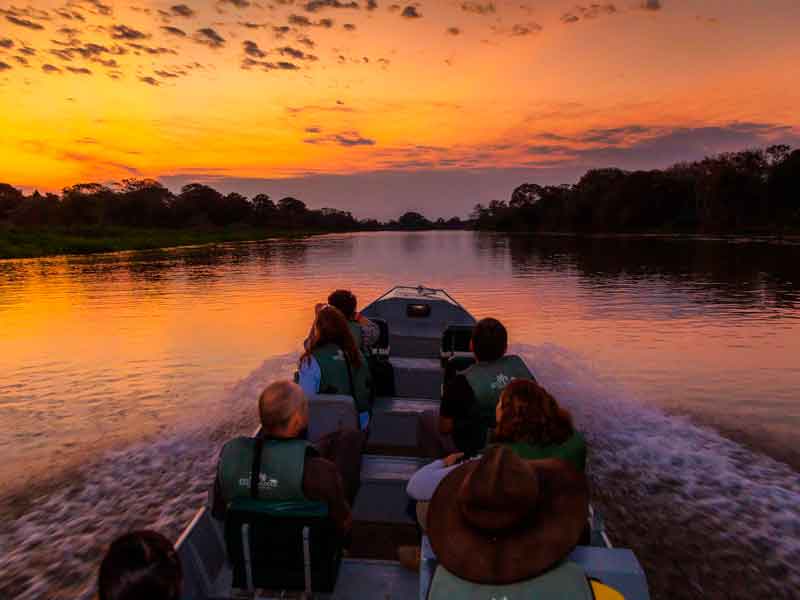 PACKAGE RIO FOZ AND PANTANAL WETLAND WILDLIFE BRAZIL